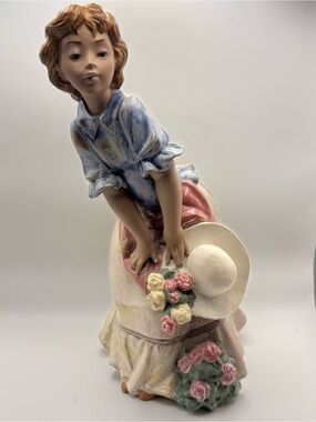 Lladro 3506 Dear Simpatica Maiden Girl Hat Flowers Gres Finish Figurine Retired